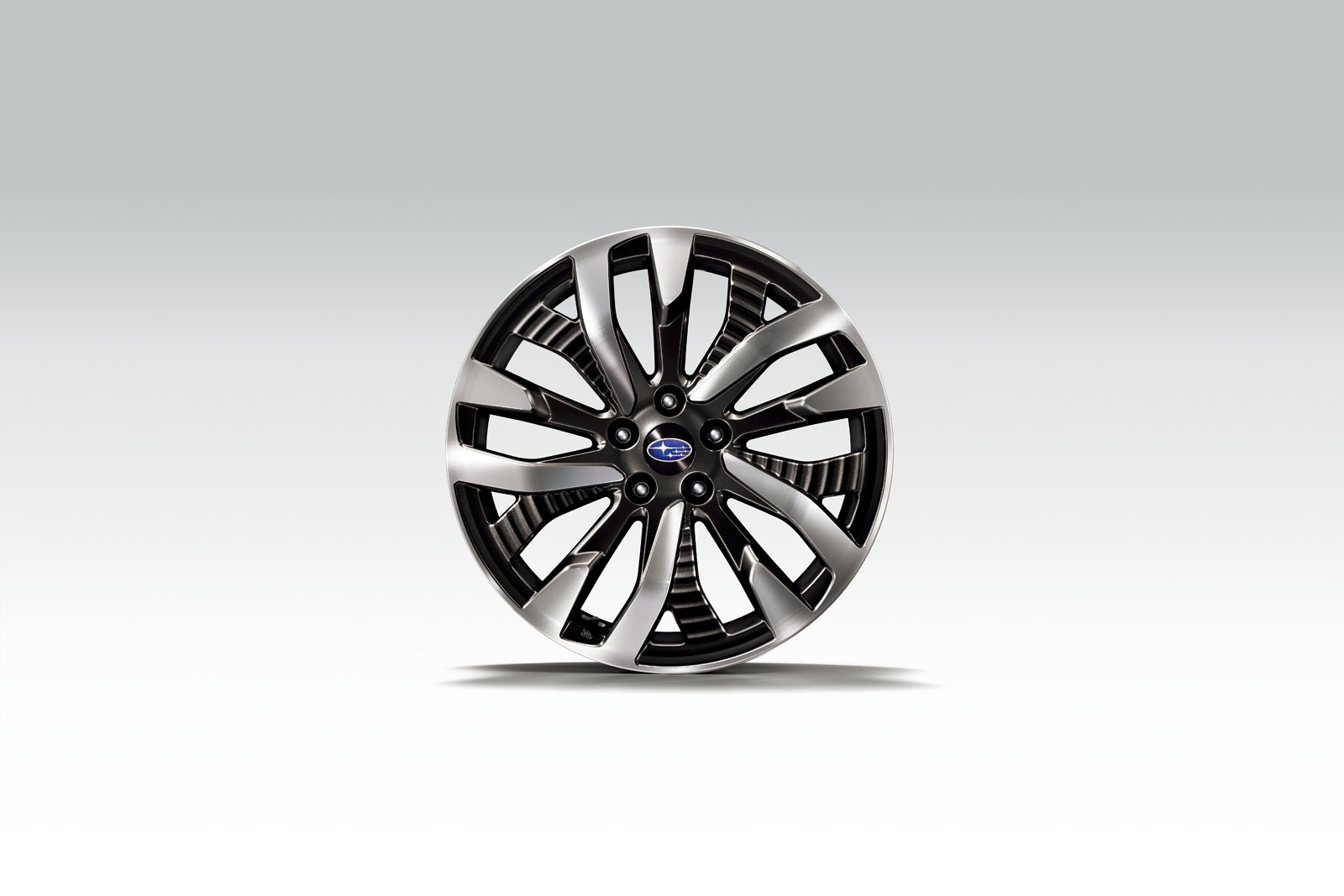 新型フォレスター Premium 19インチホイール